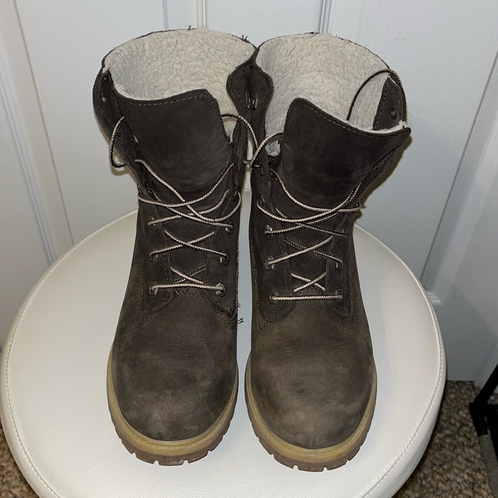 Timberland Chocolate Suede boots